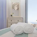 Niriides Homes & Ελιά