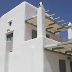 Niriides Homes & Ξενοδοχείο με διαμερίσματα 4*