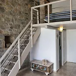 Niriides Homes & Ξενοδοχείο με διαμερίσματα Ελιά