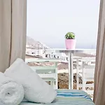 Ξενοδοχείο με διαμερίσματα Niriides Homes &