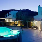Niriides Homes & Ξενοδοχείο με διαμερίσματα 4*