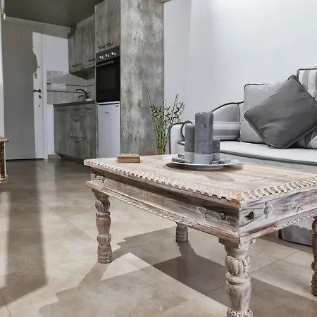 מלון דירות Niriides Homes &