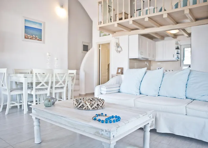 Niriides Homes & 4* Elia (Mykonos)
