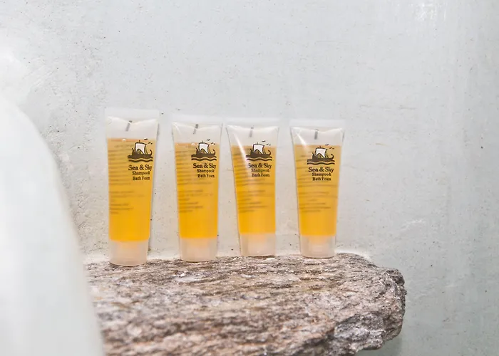 Niriides Homes & Aparthotel 4*