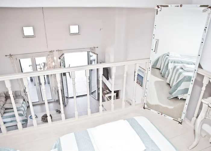 Aparthotel Niriides Homes & 4*