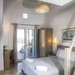 Apartmanhotel Niriides Homes &