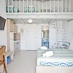 Niriides Homes & Apartmanhotel 4*