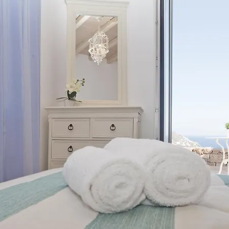 Niriides Homes&villas Elia (Mykonos)