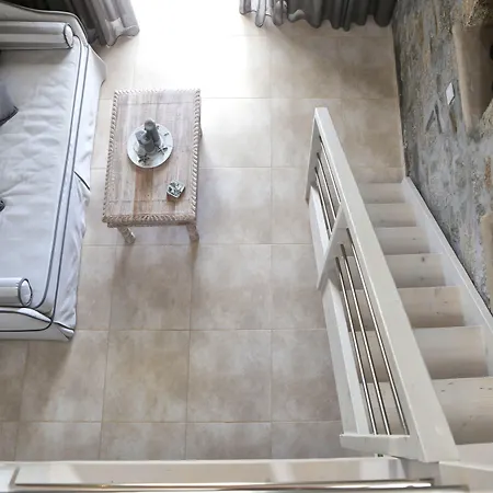 Niriides Homes&villas 4*
