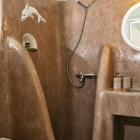 Niriides Homes & Aparthotel