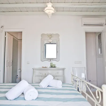 Niriides Homes&villas Aparthotel