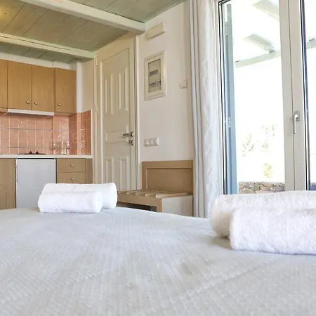 Niriides Homes&villas Elia (Mykonos)