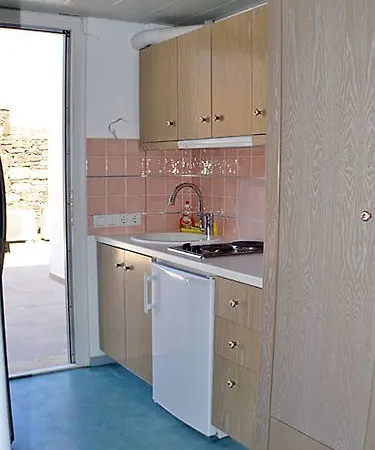 Апарт-отель Niriides Homes & 3*