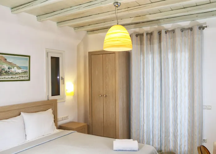 Niriides Homes & Apartmanhotel 4*