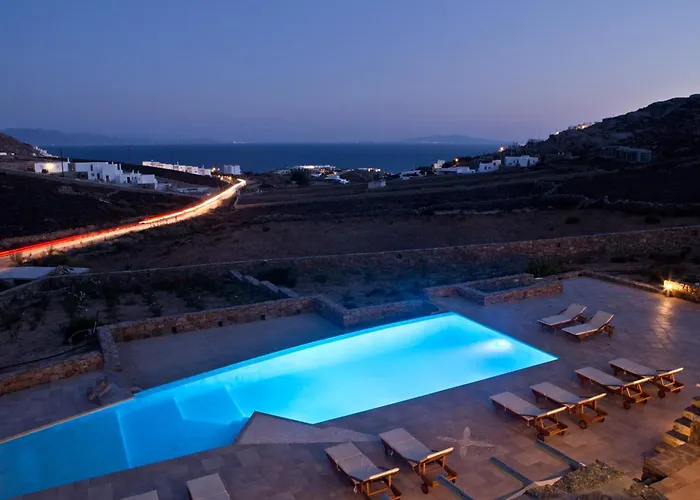 Niriides Homes & 4* Elia (Mykonos)